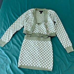 Forever 21 Checkered Skirt Shirt and Sweater Set - Olive Green, S